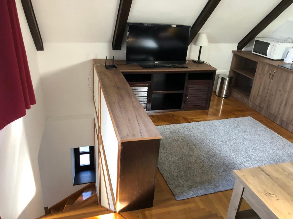 Echo Apartman Тихань Екстер'єр фото