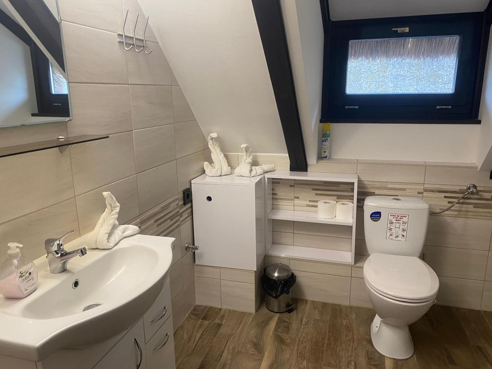 Echo Apartman Тихань Екстер'єр фото